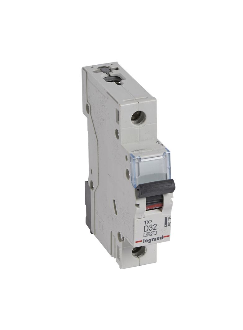 WYŁĄCZNIK NADPRĄDOWY S 301 1P D 32A 6000A SERII TX3, Legrand