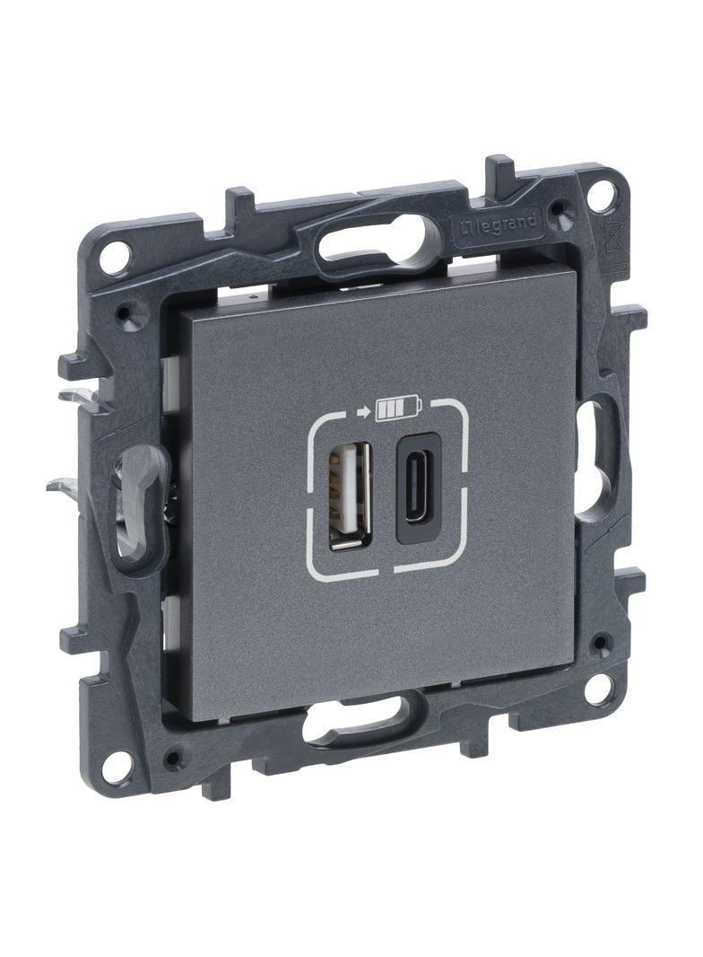 NILOE STEP - GNIAZDO USB 3A TYP A+C - MECHANIZM Z PLAKIETKĄ KOLOR STALOWY, Legrand