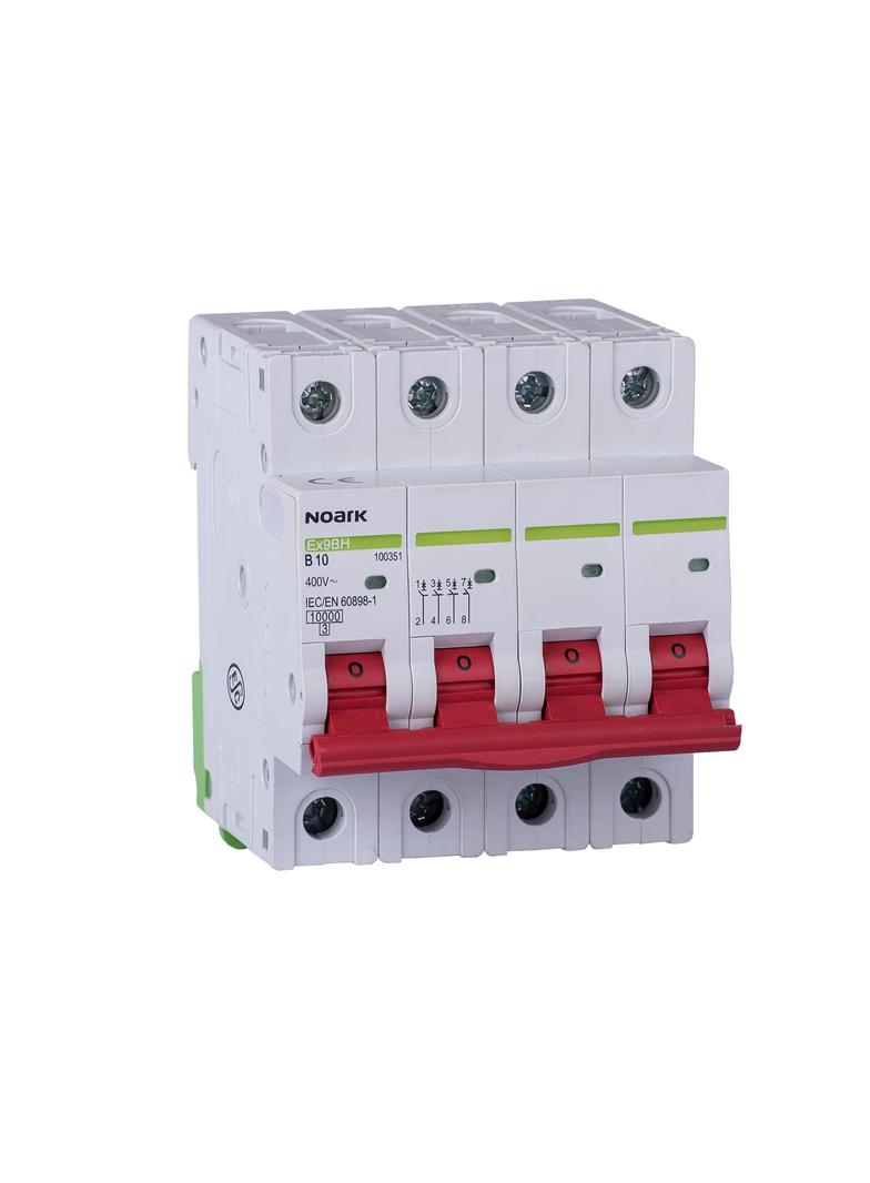 Ex9BH Wyłącznik nadprądowy 10kA C1A 4P 100435