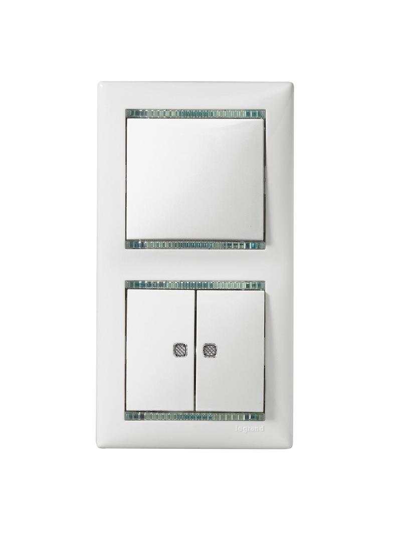 VALENA ŁĄCZNIK SCHODOWY PODWÓJNY PODŚWIETLANY KREM 10AX-250~, Legrand