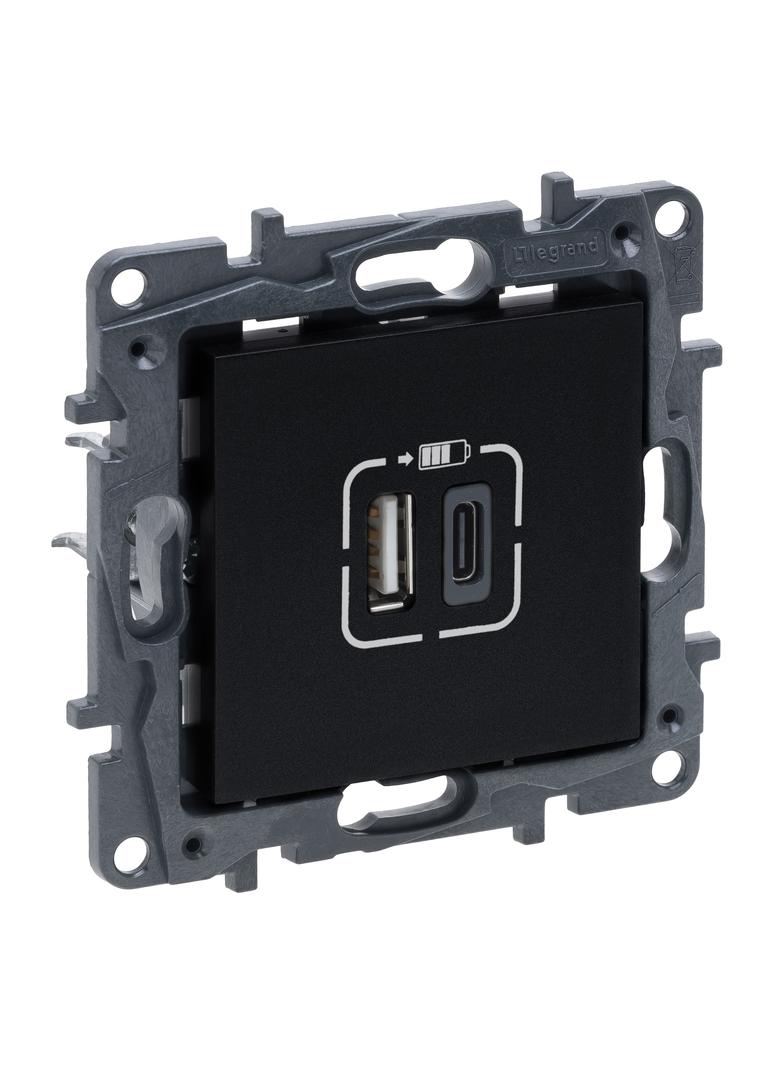 NILOE STEP - GNIAZDO USB 3A TYP A+C - MECHANIZM Z PLAKIETKĄ KOLOR CZARNY, Legrand