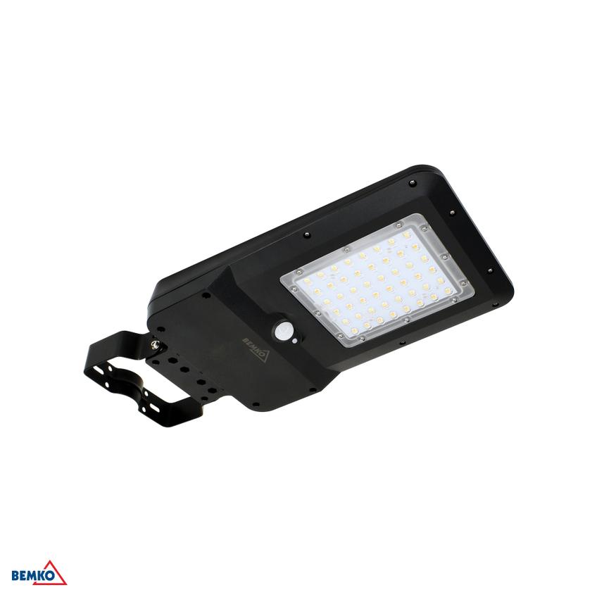 SOLARNA OPRAWA LAMPA ULICZNA LED SOLGER 20W 3000lm 3000/4000/6000K IP65 CZARNA Czujnik ruchu PIR BEM
